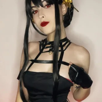 Belo cosplay da Yor Forger, de Spy x Family, da Suppai Ly Belo cosplay da Yor Forger, de Spy x Family, da Suppai Ly - capa 02