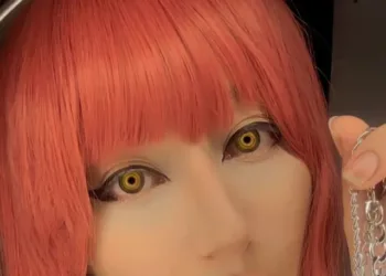 Brasileira Flame faz belo cosplay da Makima, de Chainsaw Man - capa 02