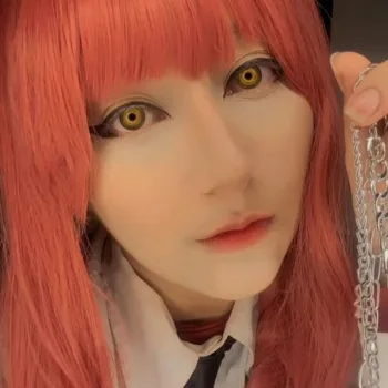 Brasileira Flame faz belo cosplay da Makima, de Chainsaw Man - capa 02