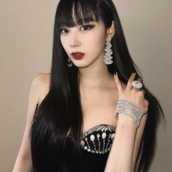 Giselle, do Aespa - Foto recente de seu Instagram - capa 01