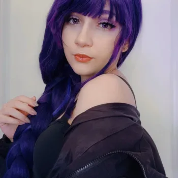 Belo cosplay casual da Shogun Raiden, de Genshin Impact - Sweetieh capa 02