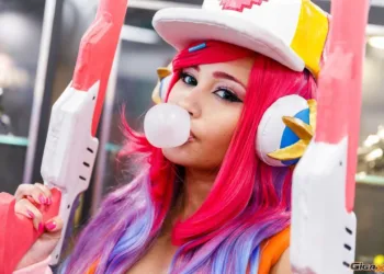 Belo cosplay da Miss Fortune Arcade, de League of Legends - Carol 02