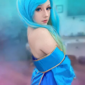 League of Legends - Belo cosplay da Sona, da Dejulha - Foto capa 02