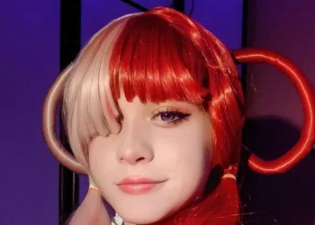 Novas fotos do belo cosplay da Uta, de One Piece Red, da Kuhaku Taiyo Nova foto do belo cosplay da Uta, de One Piece Red, da Kuhaku Taiyo - capa 02