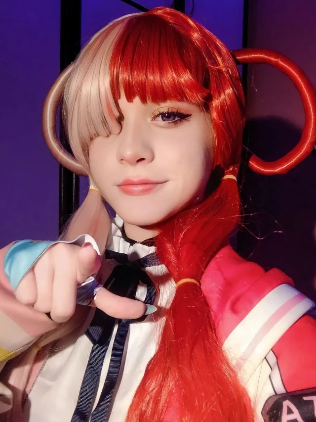 Novas fotos do belo cosplay da Uta, de One Piece Red, da Kuhaku Taiyo