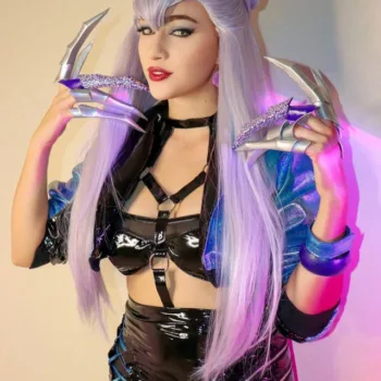 Belo cosplay da Evelynn KDA, de League of Legends, da Soh - capa 01