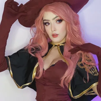Belo cosplay da Vanessa Enoteca, de Black Clover, da Capitã Mizu - capa 02