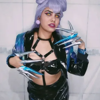 Evelynn KDA neste lindo cosplay de League of Legends, da Bruna - capa 02