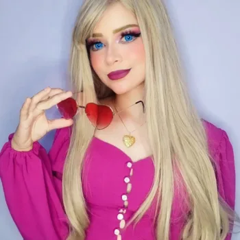 Looks Cosplay da Barbie, da cosplayer brasileira Thalia Aguiar Look Cosplay da Barbie, da cosplayer brasileira Thalia Aguiar - capa 01