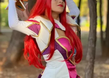 Belo cosplay da Katarina Guardiã Estelar, de League of Legends, da kat.dearmas (2)