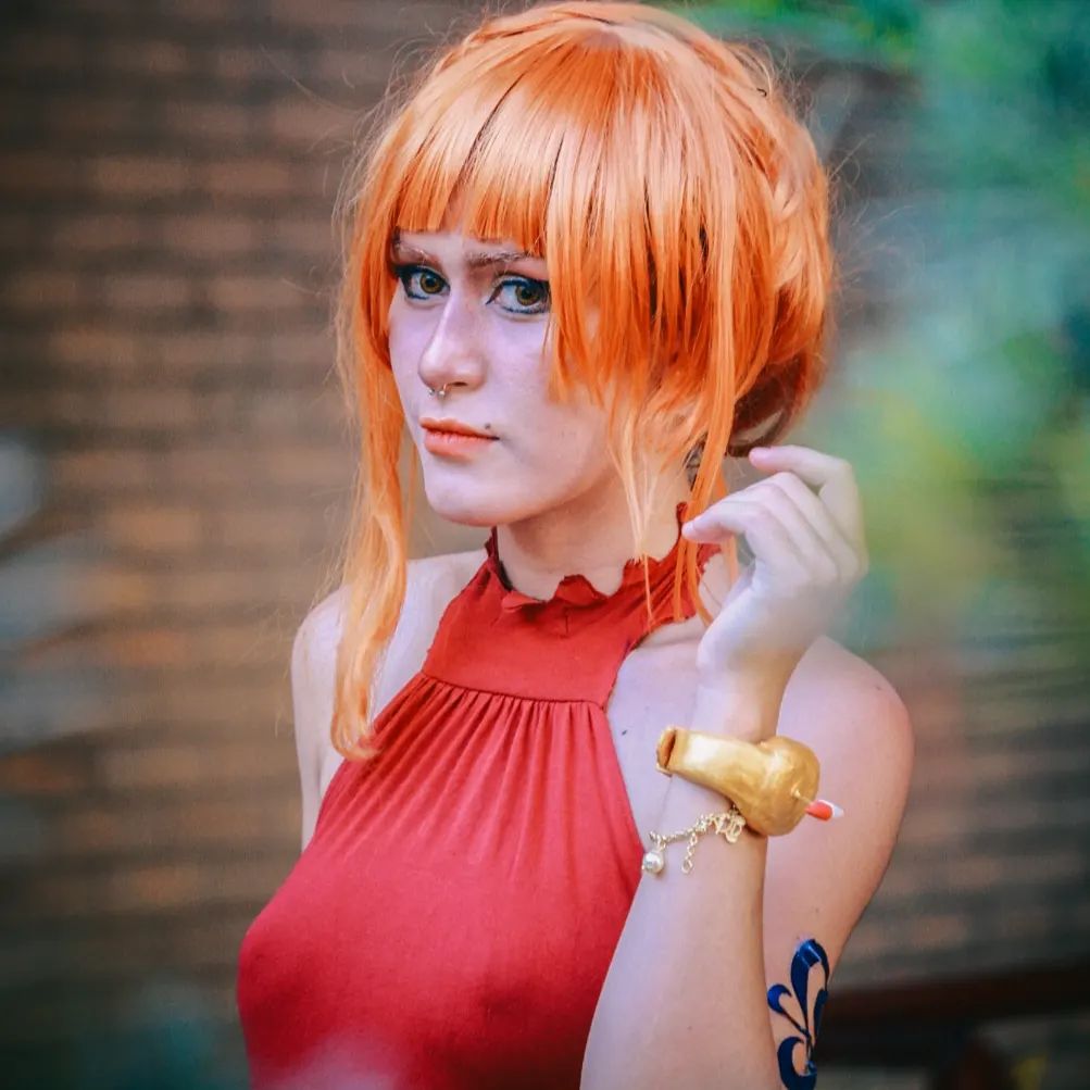 One Piece: Cosplay brasileiro de Nami é nostalgia no coração