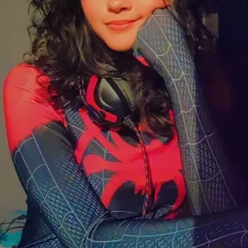 Miles Morales ganha bela versão feminina (Cosplay) Miles Morales ganha bela versão feminina - Cosplay da ichiopa cosplay capa