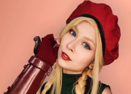 Belo cosplay da Cammy, de Street Fighter, da Nah - capa 01