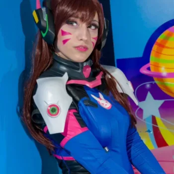Belo cosplay da D.VA, de Overwatch 2, da Ayanne - capa