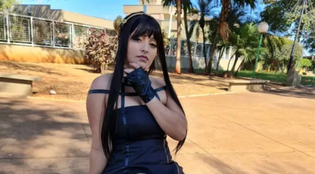 Belo cosplay da Yor Forger, de Spy x Family, da Carol - capa 01