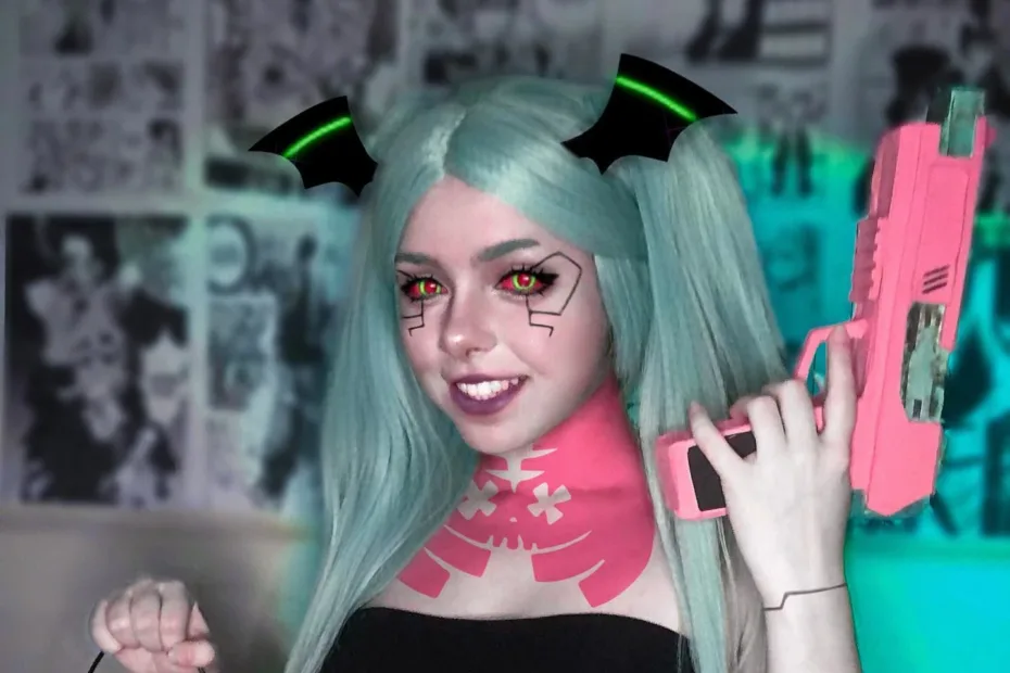 Belo cosplay de Halloween da Rebecca, de Cyberpunk - Akemi Miki capa 01
