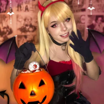 Marin Kitagawa ganha belo cosplay de Halloween, da Akemimiki - capa 02