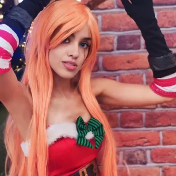 Katarina, de League of Legends, ganha belo cosplay natalino da Jasmine Belo cosplay natalino da Katarina, de League of Legends, da Jasmine - capa 02