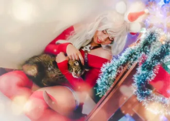 Belo cosplay natalino da Lynette, de Genshin Impact - 03