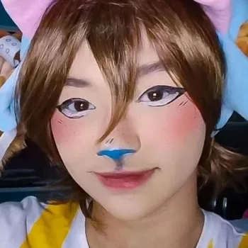 Veja este belo cosplay do Chopper, de One Piece, por Kay'Sa Belo cosplay do Chopper, de One Piece, por Kay'Sa - capa 02