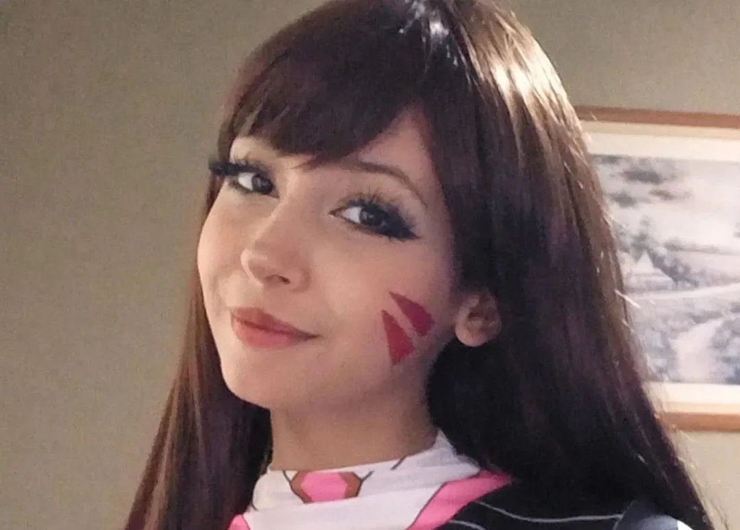 Veja o belo cosplay da D.VA, de Overwatch 2, da Mary - capa 01