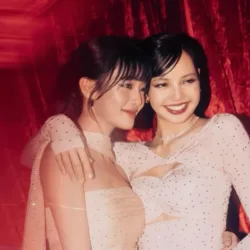 Minnie, do (G)I-DLE, divulga fotos com Lisa na semana do aniversário da cantora do Blackpink Foto-com-Minnie-e-Lisa-GI-DLE-e-Blackpink-capa 01