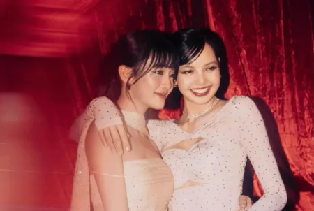 Foto-com-Minnie-e-Lisa-GI-DLE-e-Blackpink-capa 01