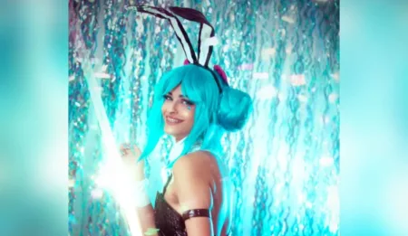 Hatsune Miku Bunny Version - Vocaloid Cosplay capa