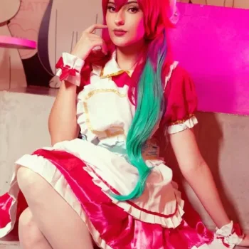 Veja o belo cosplay da Sivir Kawaii Café, de League of Legends, da terabithian - capa