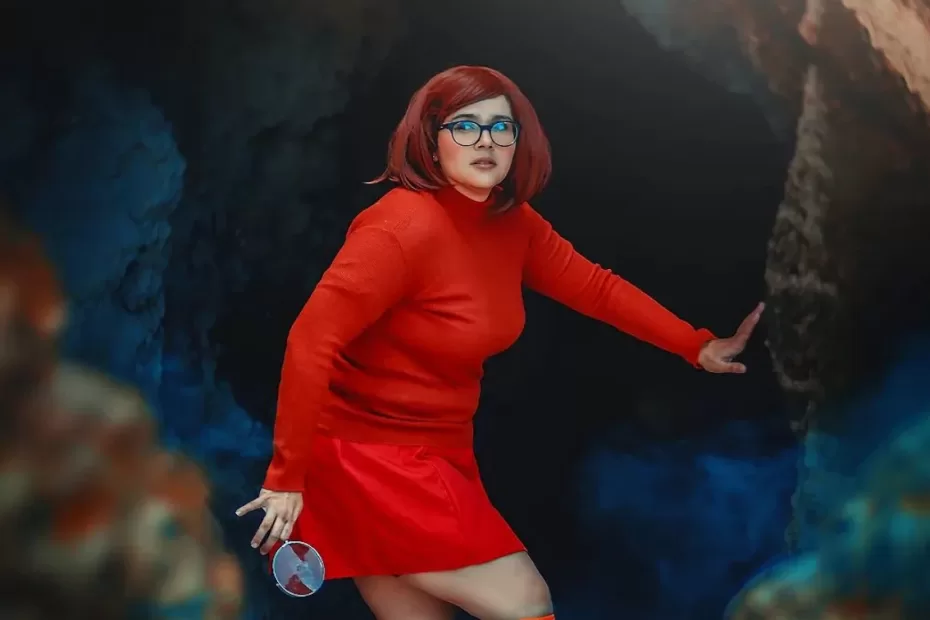 Velma Dinkley, de Scooby-Doo, neste belo cosplay da trizcosplay - capa 02