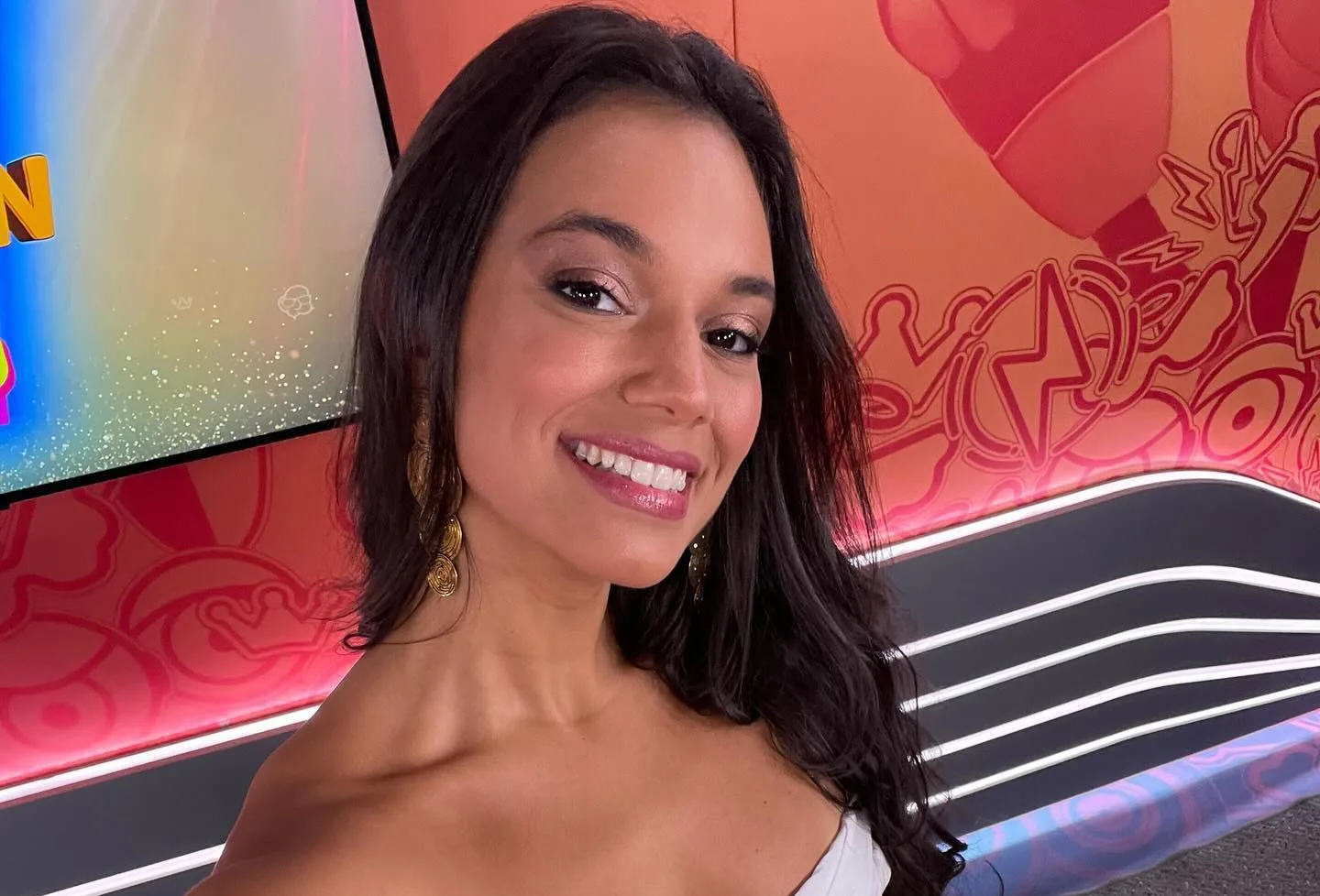Alane, do BBB - Selfie Abril 2024 - 01
