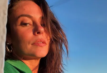 Paolla Oliveira em Açores, Portugal - capa