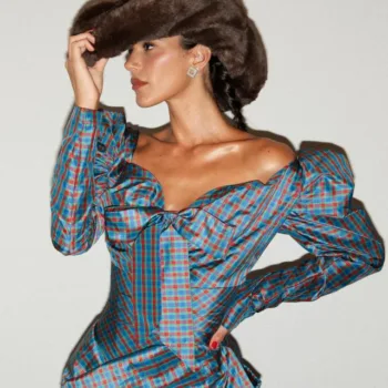 Bruna Marquezine usa look de festa junina com vestido xadrez Bruna Marquezine usa look de festa junina com vestido xadrez - capa 02