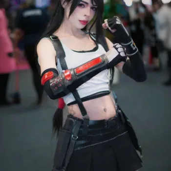 Belo cosplay da Tifa, de Final Fantasy VII, da Pany Moon cat Belo cosplay da Tifa, de Final Fantasy VII, da Pany Moon cat capa 02