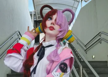 Beautiful Uta Cosplay, from One Piece Belo cosplay da Uta, de One Piece, da Alice Dias - capa 01