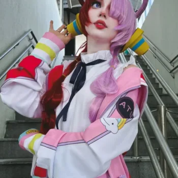 Belo cosplay da Uta, de One Piece, da Alice Dias - capa stories