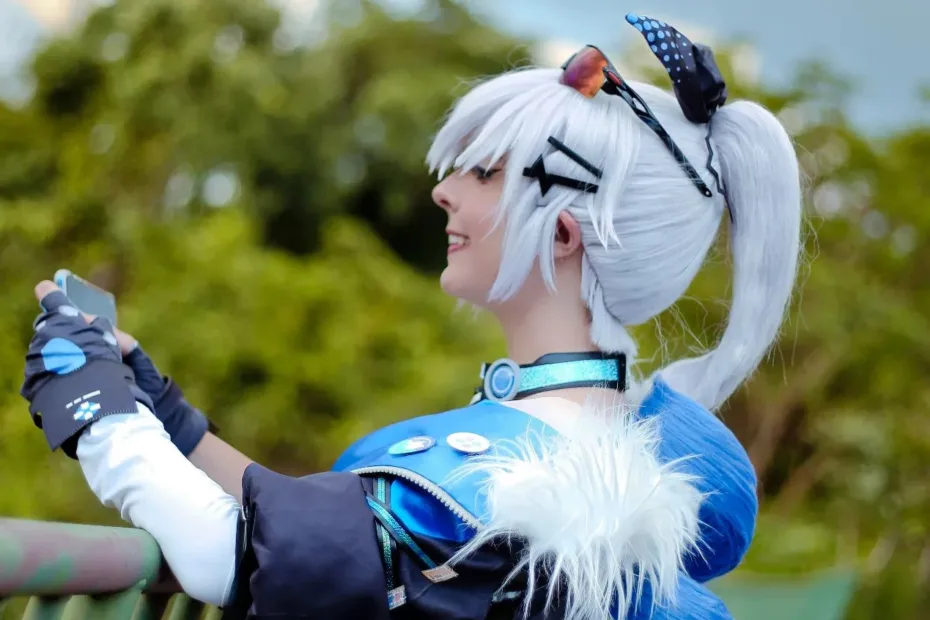 Honkai Star Rail - Belo cosplay da Silver Wolf, da Jess - capa