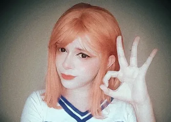 Nami Cosplay - One Piece - Angela Swift capa