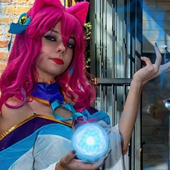 Nova foto do belo cosplay da Ahri Spirit Blossom, de League of Legends, da Ana lara - capa