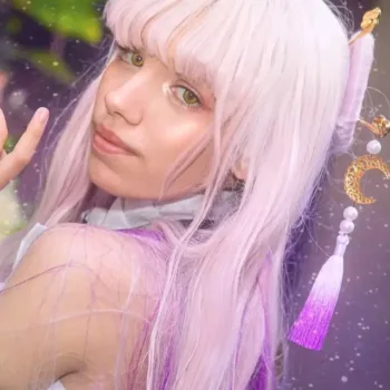 O belo cosplay da Fu Xuan, de Honkai Star Rail, da Linnah O belo cosplay da Fu Xuan, de Honkai Star Rail, da Linnah - capa stories