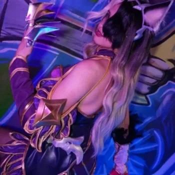 Ahri Coven, de League of Legends, ganha um belo cosplay da Sony capa