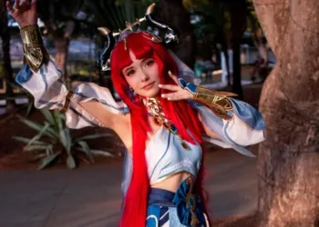 Nilou cosplay genshin Nicole capa