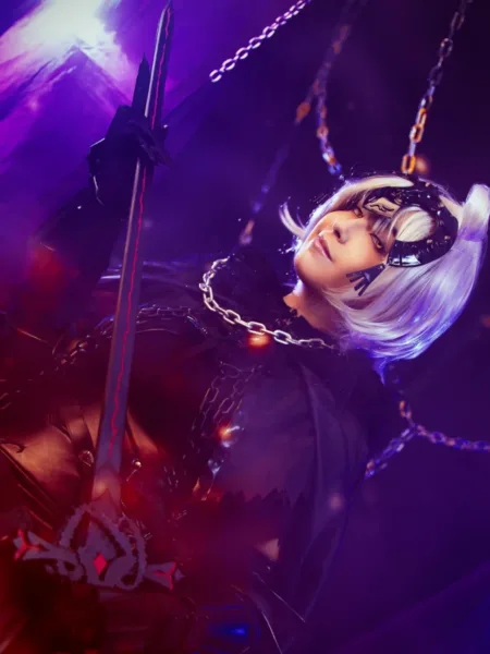 Nova foto do belo cosplay da Jalter, de Fate, da Gica capa