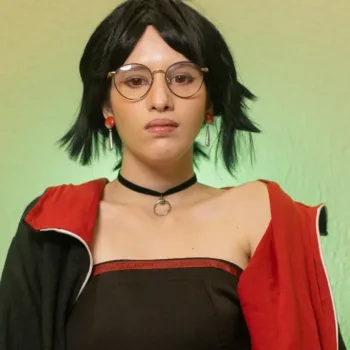 Sarada Uchiha, de Boruto, ganha um belo cosplay da Iris Sarada Uchiha, de Naruto - Cosplay da Iris - capa