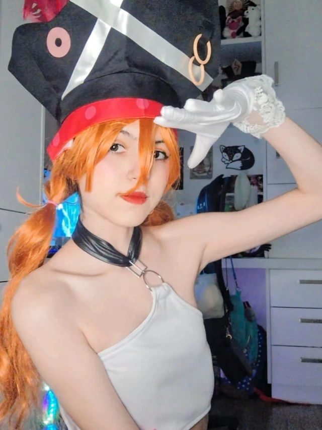 Belo Cosplay da Nami, de One Piece Red, da Titia Maiii