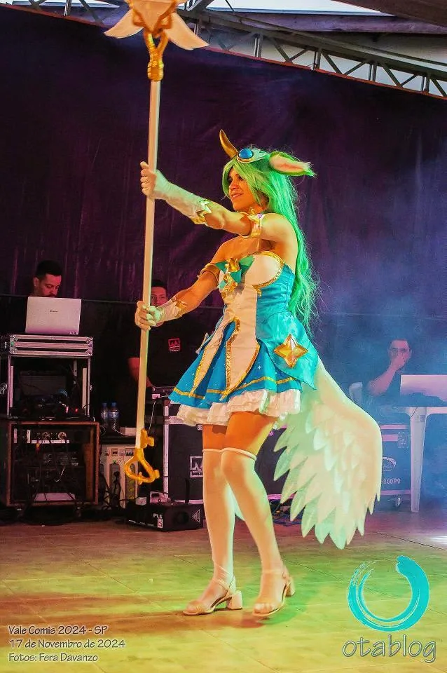 Soraka Star Guardian Cosplay - League of Legends - Ladyfox galaxias 04