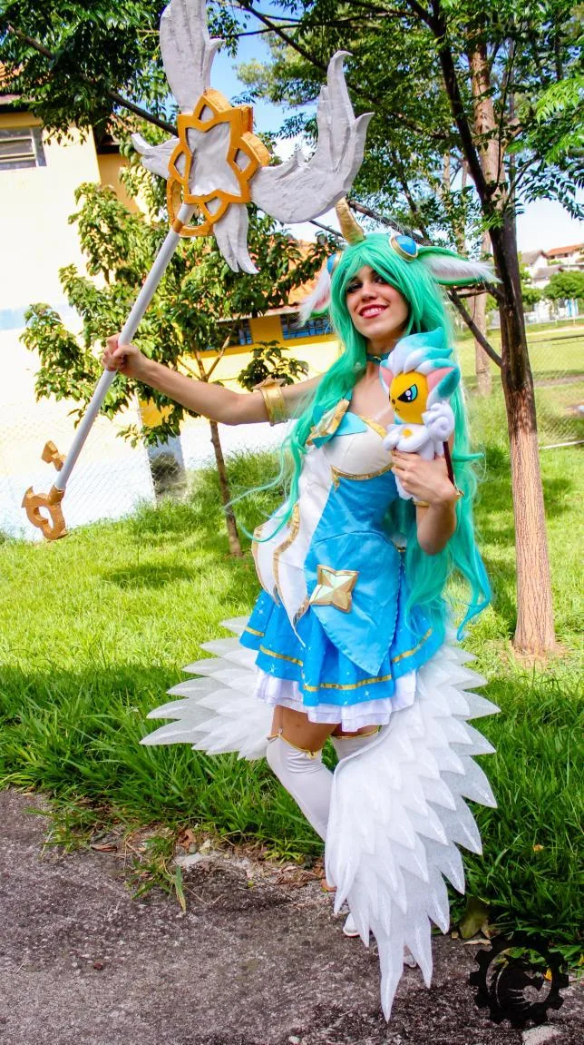 Soraka Star Guardian Cosplay - League of Legends - Ladyfox galaxias 08