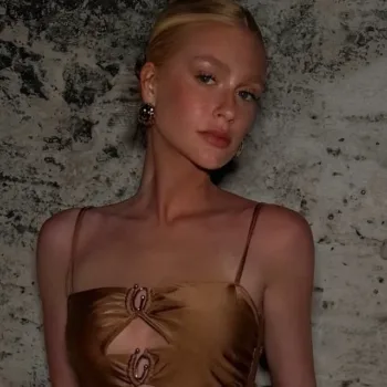 Marina Ruy Barbosa usa belos looks no Caribe com vestidos Marina capa Caribe 001