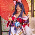 League of Legends: Veja o belo cosplay da Ahri clássica, da Alexandra