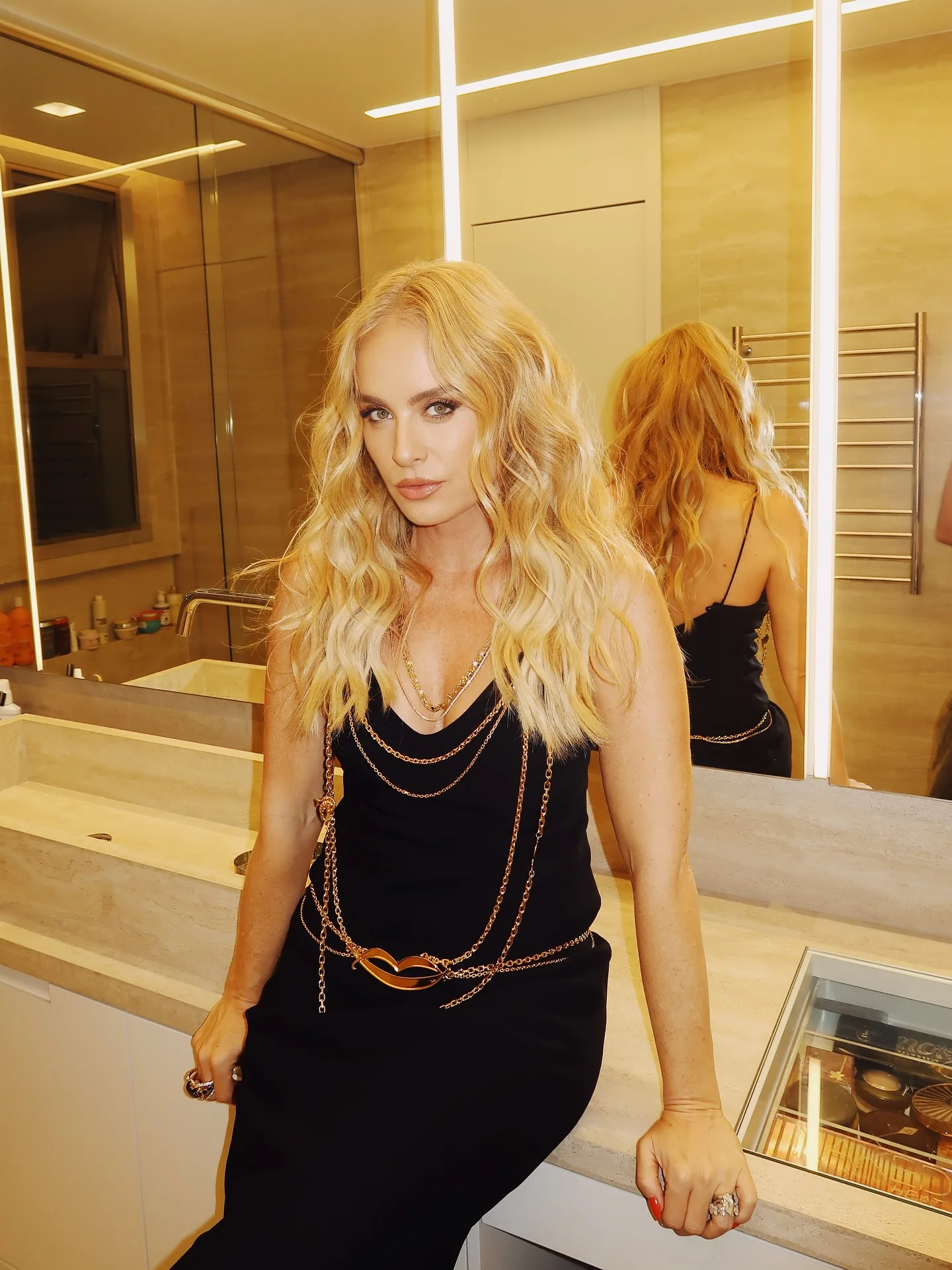 Angélica escolhe vestido de 17 mil reais para aniversário de Bruna Marquezine 02